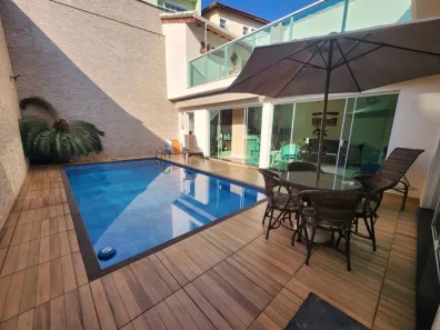 Sobrado com 4 Quartos à venda, 275m² no Jardim Textil, São Paulo