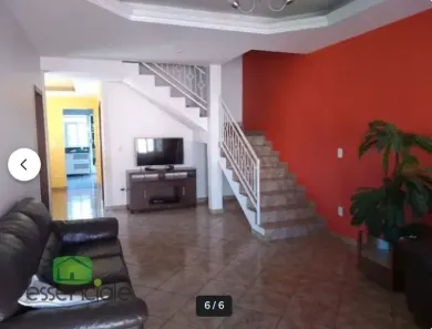Sobrado com 3 Quartos à venda, 174m² no Colonial, Contagem