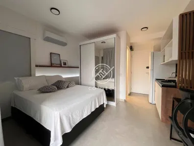 Apartamento com 1 Quarto para alugar, 25m² no Jardim das Acácias, São Paulo