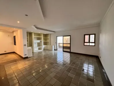 Apartamento com 4 Quartos à venda, 264m² no Fundinho, Uberlândia