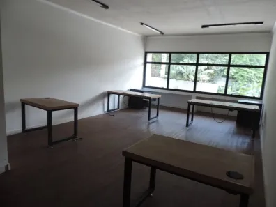Sala Comercial para alugar, 41m² no Bosque do Vianna, Cotia
