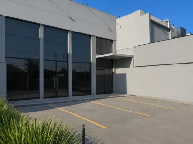 Ponto Comercial para alugar, 451m² no Jardim América, Bauru