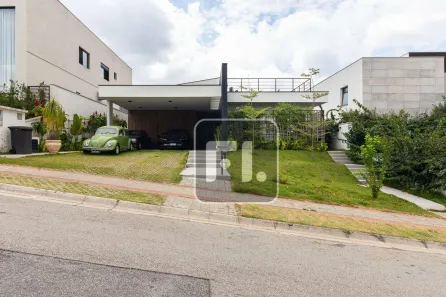 Casa de Condomínio com 3 Quartos à venda, 346m² no Tamboré, Barueri