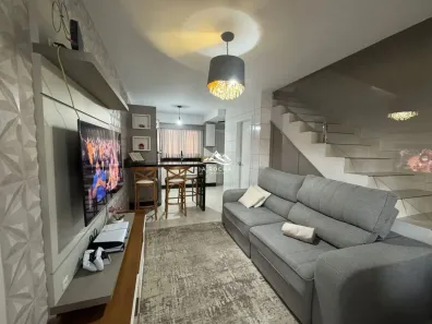 Sobrado com 2 Quartos à venda, 80m² no Bela Vista, Palhoça