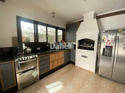 Sobrado com 4 Quartos à venda, 150m² no Jardim Independência, Taubaté