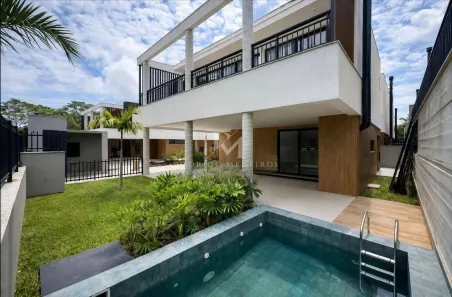 Casa de Condomínio com 3 Quartos à venda, 178m² no Cacupé, Florianópolis