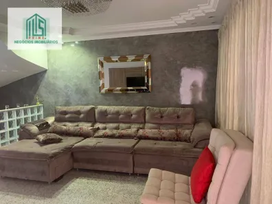 Sobrado com 3 Quartos à venda, 235m² no Jardim Cristiane, Santo André