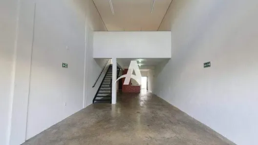 Galpão/Depósito/Armazém para alugar, 150m² no Bosque dos Buritis, Uberlândia