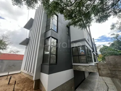 Casa com 3 Quartos à venda, 173m² no Córrego Grande, Florianópolis