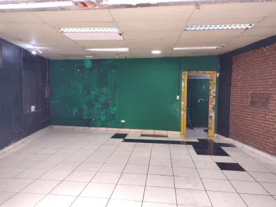 Ponto Comercial para alugar, 57m² no Azenha, Porto Alegre