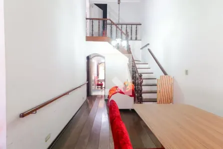 Casa com 5 Quartos à venda, 300m² no Parque Continental, São Paulo