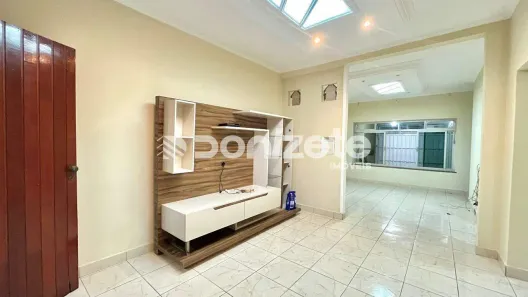 Casa com 2 Quartos para alugar, 80m² no Vila Gilda, Santo André