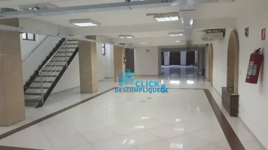Prédio Comercial para alugar, 3000m² no Centro, Santos