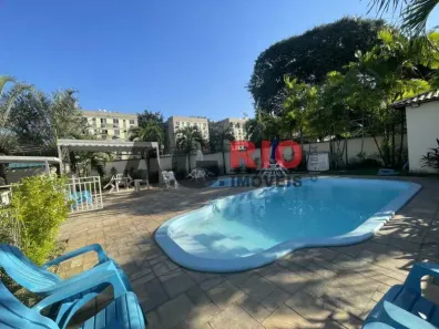 Casa de Condomínio com 2 Quartos à venda, 55m² no Taquara, Rio de Janeiro