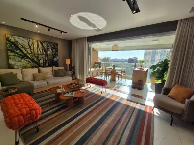 Apartamento com 3 Quartos à venda, 150m² no Vila Alexandria, São Paulo