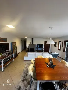 Casa com 3 Quartos para alugar, 179m² no São Gonçalo, Pelotas