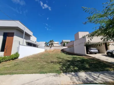 Lote/Terreno à venda, 312m² no Residencial Parqville Jacarandá, Aparecida de Goiânia