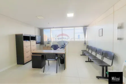 Sala Comercial à venda, 63m² no Centro, Caxias do Sul