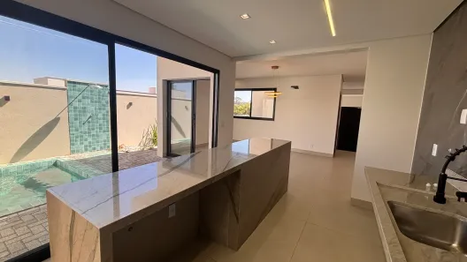 Casa de Condomínio com 3 Quartos à venda, 225m² no Jardins Bolonha, Senador Canedo