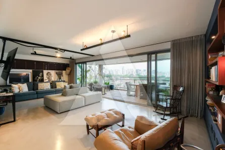 Apartamento com 2 Quartos à venda, 209m² no Vila Madalena, São Paulo