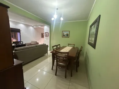 Casa com 2 Quartos à venda, 144m² no Vila Assunção, Santo André