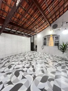 Casa com 2 Quartos à venda, 78m² no Guilhermina, Praia Grande