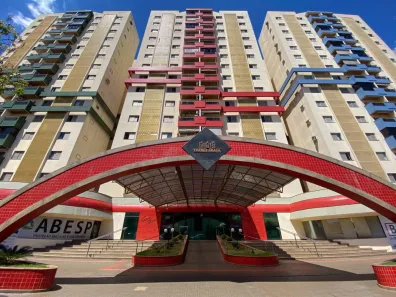 Apartamento com 3 Quartos para alugar, 79m² no Centro, Londrina