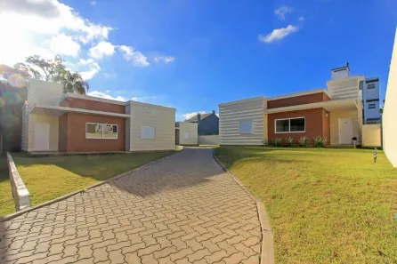 Casa com 3 Quartos para alugar, 130m² no Hípica, Porto Alegre