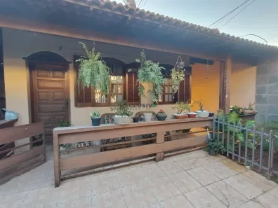Casa com 3 Quartos à venda, 190m² no Camargos, Belo Horizonte