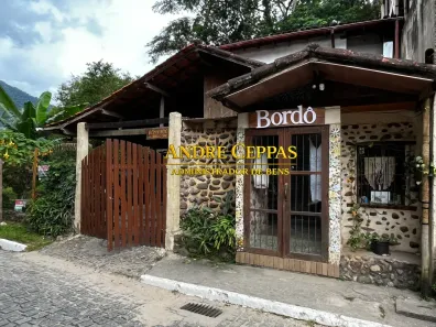 Casa com 2 Quartos à venda, 280m² no Sana, Macaé
