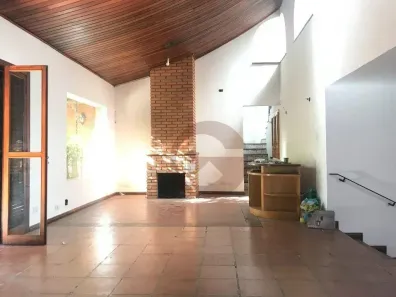 Sobrado com 3 Quartos à venda, 250m² no Jardim das Vertentes, São Paulo