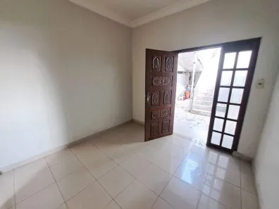 Casa com 3 Quartos para alugar, 110m² no Barreiro, Belo Horizonte