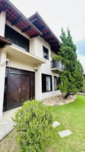 Casa com 4 Quartos à venda, 260m² no Iririú, Joinville