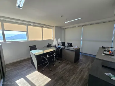 Sala Comercial com 4 Quartos à venda, 180m² no Valongo, Santos