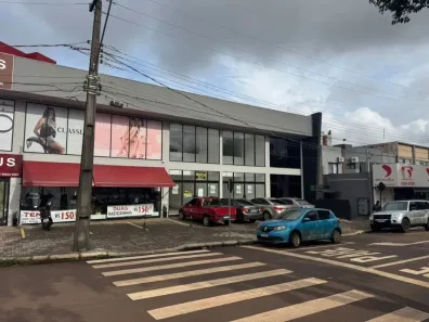 Casa com 1 Quarto para alugar, 116m² no Centro, Cascavel