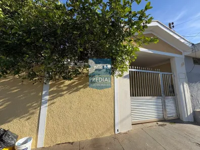 Casa com 2 Quartos para alugar, 180m² no Vila São José, São Carlos