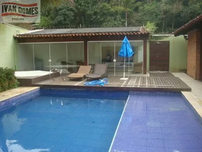Casa com 4 Quartos à venda, 220m² no Guaiúba, Guarujá