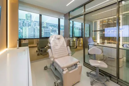 Sala Comercial à venda, 28m² no Centro, Curitiba