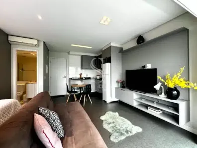Apartamento para alugar, 33m² no Santo Amaro, São Paulo