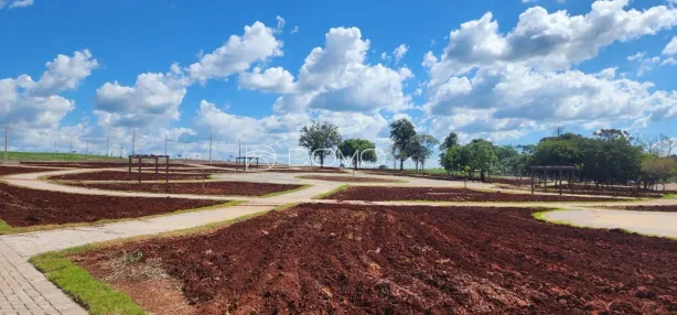 Lote/Terreno à venda, 387m² no Recanto Tropical, Cascavel