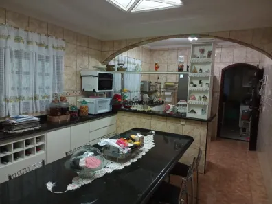 Sobrado com 3 Quartos à venda, 195m² no Vila Margarida, São Paulo