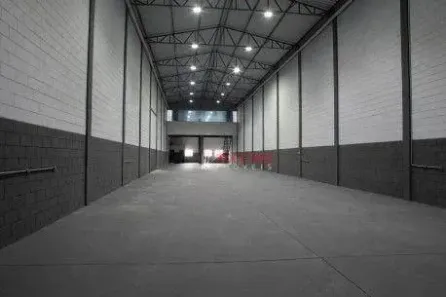 Galpão/Depósito/Armazém para venda ou aluguel, 735m² no Conjunto Residencial Paes de Barros, Guarulhos