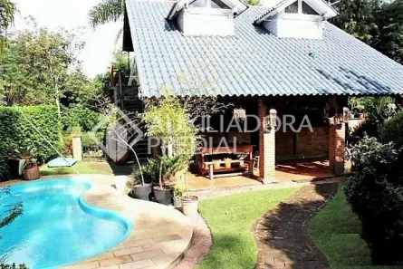 Casa com 5 Quartos à venda, 270m² no Hípica, Porto Alegre