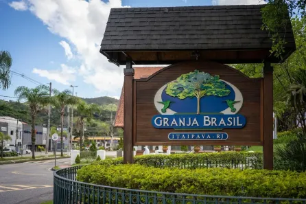 Apartamento com 3 Quartos à venda, 110m² no Itaipava, Petrópolis