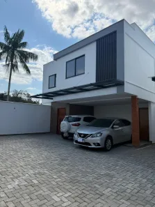 Casa com 3 Quartos à venda, 180m² no Parque Jardim da Serra, Juiz de Fora
