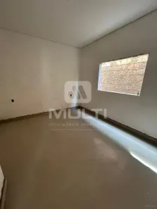 Casa com 2 Quartos à venda, 63m² no São Jorge, Uberlândia