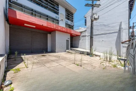 Prédio Comercial para alugar, 1859m² no Floresta, Porto Alegre