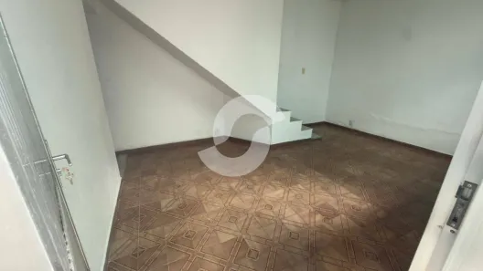 Casa com 3 Quartos à venda, 140m² no Venda da Cruz, São Gonçalo