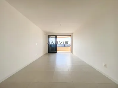 Apartamento com 3 Quartos para alugar, 136m² no Ponta Verde, Maceió