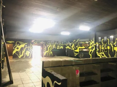 Imóvel Comercial para alugar, 400m² no Menino Deus, Porto Alegre